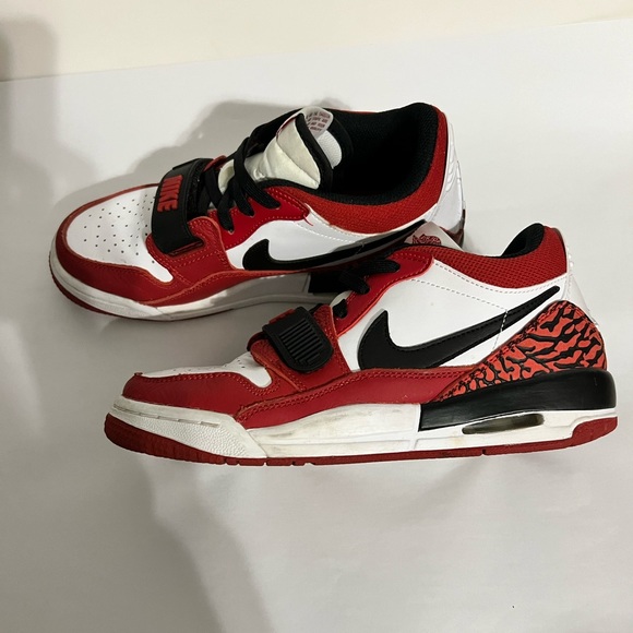 WHITE/BLACK-GYM RED AIR JORDAN LEGACY 312LOW (GS) - Picture 4 of 7